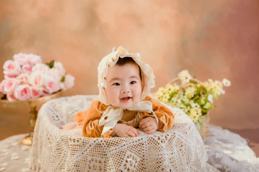 舞钢宝宝多大开始攒肚子